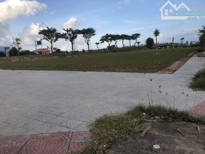 ⭐⭐⭐ VỊ TRÍ VÀNG - LÔ ĐẤT 3 MT ĐƯỜNG PHAN TRIÊM - DT : 1309 M2 -  VIEW SÔNG - GIÁ TỐT