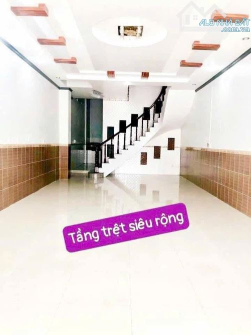 Cho thuê nhà 3 lầu đường Lê Nhựt Tảo khu 586 - 1