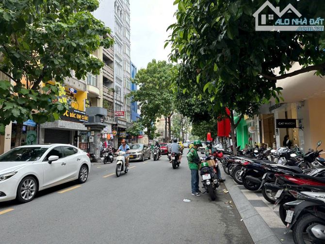 Cho Thuê Nhà Mặt Tiền Đường Nguyễn Trãi, Phường Bến Thành, Quận 1. Ngay Ngã 6 Phù Đổng. - 1