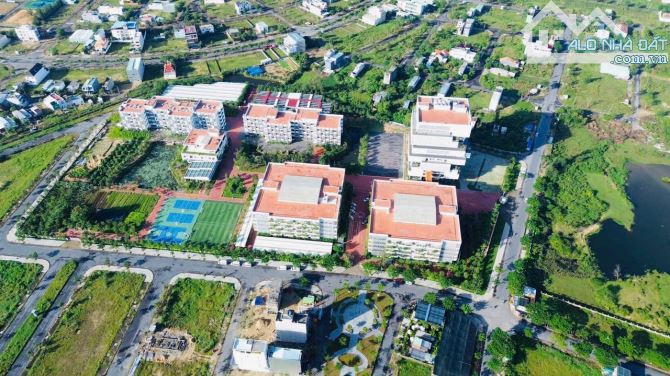 Duy nhất lô góc view công viên, hướng đông trục thông đại học FPT giá chỉnh nhỉnh 3 tỷ - 2