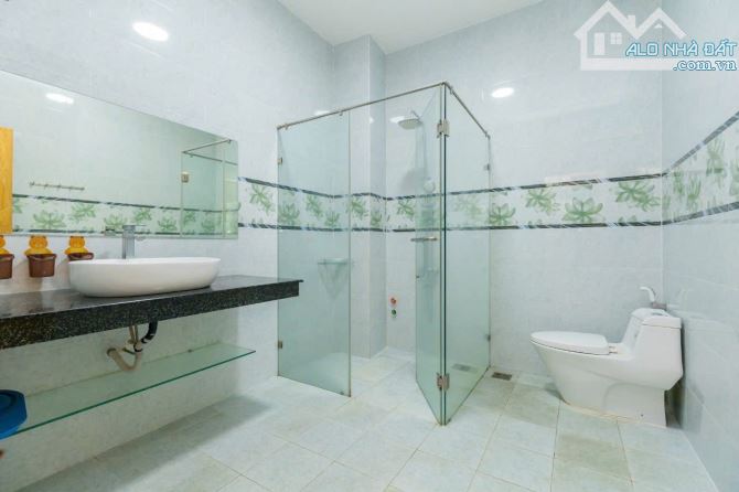 NHÀ 3 TẦNG GÓC 2 MẶT TIỀN ĐẸP KHU Á CHÂU PHƯỜNG 2_DT 105M2 NGANG 5.7M GIÁ 15 TỶ - 3