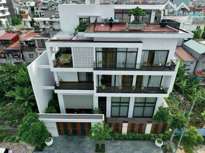 Biệt thự 5 tầng x 336m2 cực đẹp có thang máy P Thành Tô, Hải An oto đậu đỗ thoải mái