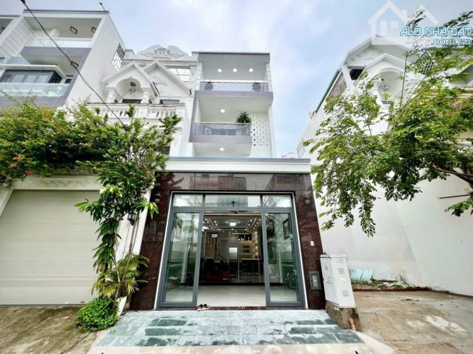 Bán Căn Nhà 3 lầu 81m2 ,Uyên Hưng, Tp Tân Uyên, BD. ( Giá 1ty980 triệu ) cho thuê 8 triệu