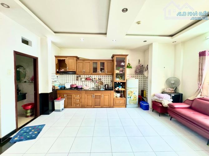 MT Liên Tỉnh 5 Q8 Ngang 4m Nở Hậu 8,7m 5Tầng 5Pn ÔTÔ Ngủ Nhà Chỉ 6.x Tỷ - 1