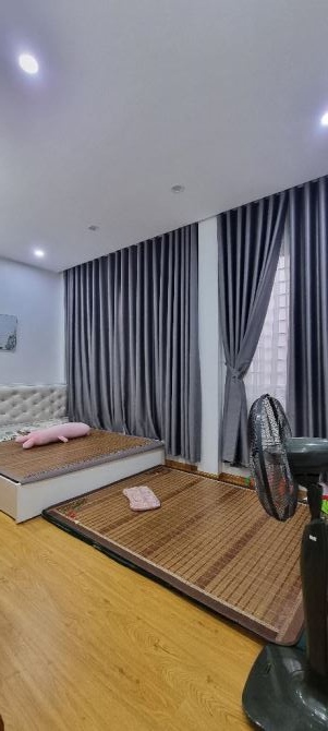 Bán nhà NGÔ GIA TỰ-ĐỨC GIANG-LONG BIÊN. DT 80m2, nhà 4 tầng, cách ô tô đỗ 20m. Giá 9.25 tỷ - 1