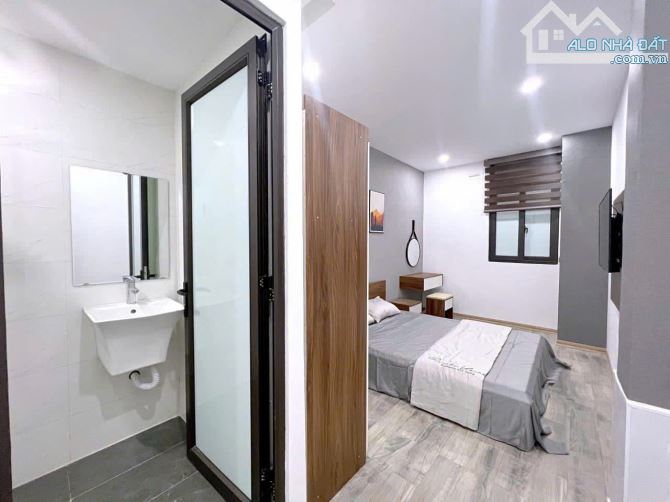 Cho Thuê CCMN 60 Khúc Thừa Dụ Cầu Giấy 30m2 Studio Gác Xép Full Nội Thất Thang Máy Cửa Sổ - 4