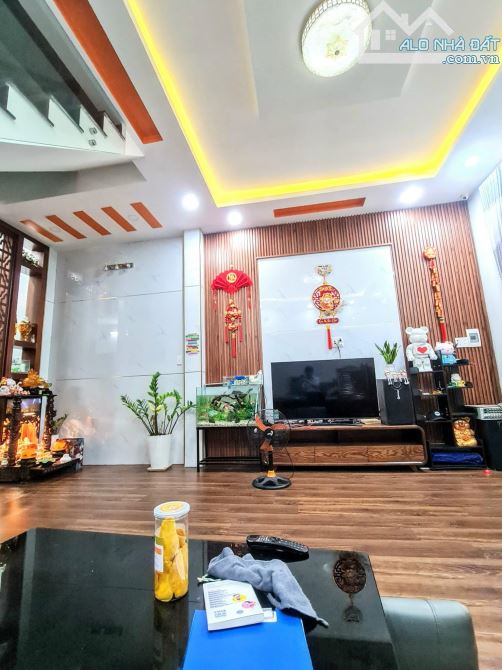 NHỈNH 2 TỶ NHÀ MẶT TIỀN TRÀ NA 2 - 100M2 - 2 TẦNG - GẦN ĐẠI HỌC DUY TÂN - NHÀ ĐẸP Ở NGAY. - 4