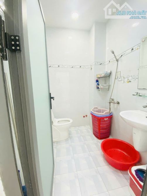 18tr/th Mặt tiền Vườn Lài,Tân Phú,91m2,2 tầng,4m x 23m,chỉ 14 tỷ 4 - 4