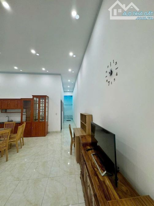 Bán Nhà cấp 4 DT 6 x 24.5, 3 tỷ 579tr khu dân cư Quân Đoàn 4 phường Tân phong - 5