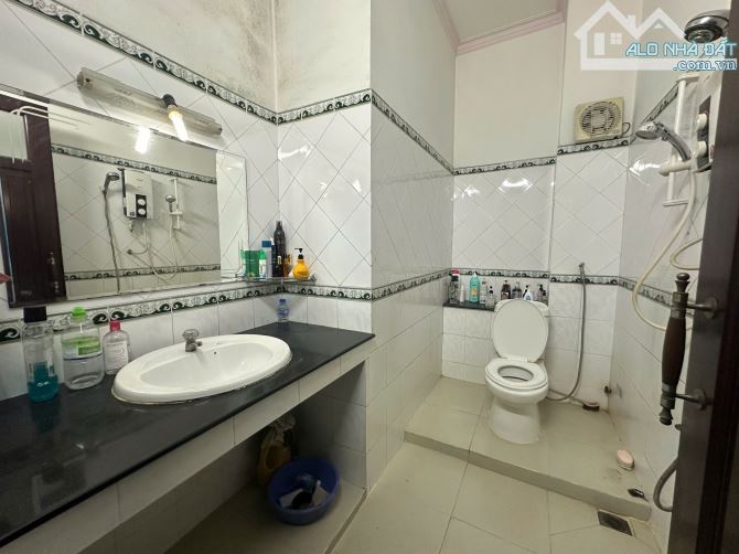 Bán nhà mặt tiền nội bộ, view đối diện chung cư, KDC Him Lam Ba Tơ P7Q8, SHR, 97m2 - 7