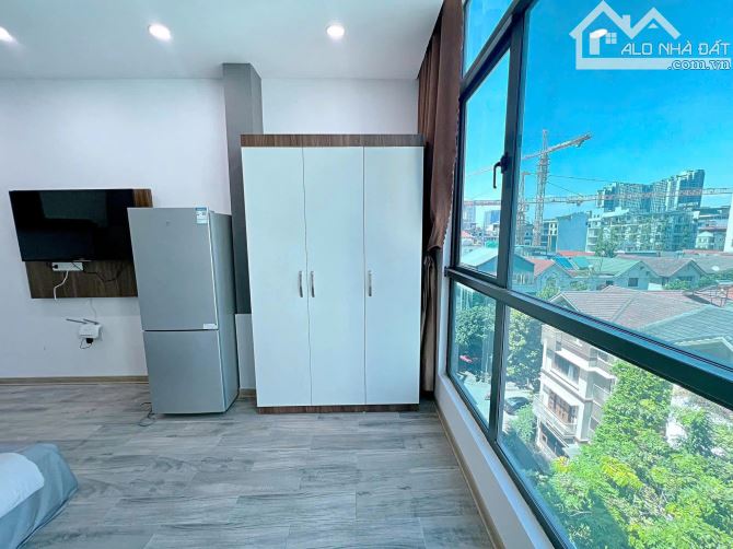 Cho Thuê CCMN 60 Khúc Thừa Dụ Cầu Giấy 30m2 Studio Gác Xép Full Nội Thất Thang Máy Cửa Sổ - 9