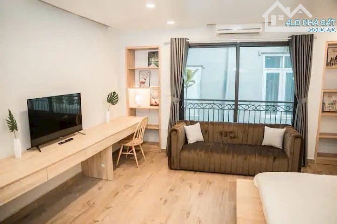 Xuân Diệu - Aparment - Ngõ thông - 7 tầng - Thang máy - Chào 13.7tỷ có TL