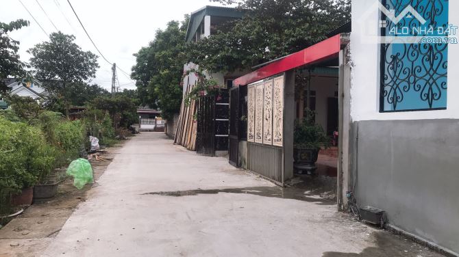 Bán đất Bảo Yên, Thanh Thủy, 180m2, mtien 9.2m, đường btong 5m, cách kh nóng 500m, 1.3 tỷ - 1