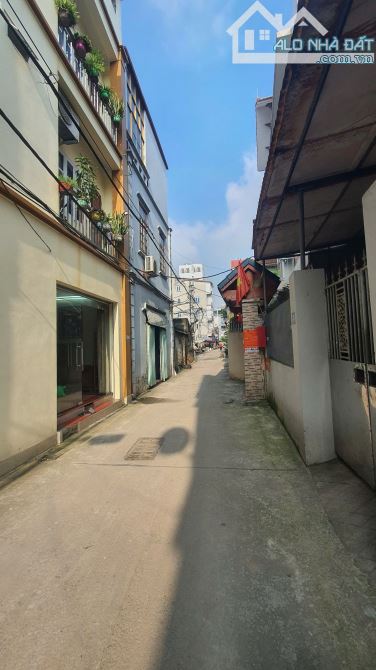 Bán nhà phố Nhổn, Gara ô tô, kinh doanh tầng 1, 35m2, 4,7 tỷ. - 2