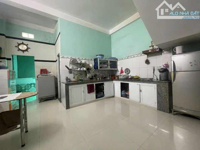 MUA NGAY NHÀ ĐẸP kiệt CHÍNH HỮU và gần BIỂN MỸ KHÊ - 95m² ngang 4,7m x 19m - 2 TẦNG 3 PN 3 - 3