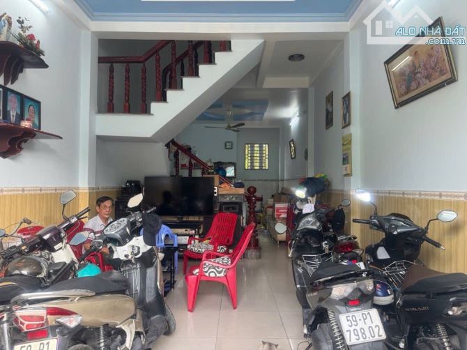 Nhà 3 tầng 4PN 55m² HXH Tân Chánh Hiệp 25, Quận 12 (gần trường GTVT) - 4