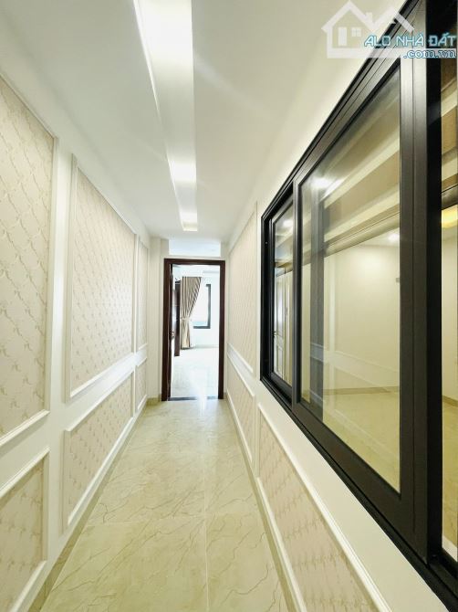 TÒA VP MẶT PHỐ NGUYỄN HOÀNG, 8 TẦNG THÔNG SÀN, VỈA HÈ: DT 80M2 - MT 5M - GIÁ CHỈ 44.68 TỶ - 1