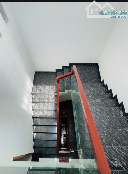 Bán nhà hẻm 1 sẹc , xe hơi vào nhà Tô Hiệu (4x14 )  trệt , 3 lầu mới đẹp  Giá 6,4 tỷ TL - 1