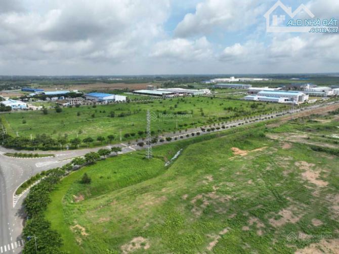 Lô đất 3MT đẹp nhất KCN Châu Đức, Diện tích 10.5ha. Sổ riêng, giá 270 tỷ TL chính chủ - 2