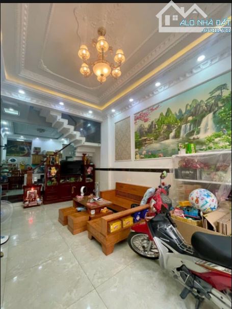 Bán nhà hẻm 1 sẹc , xe hơi vào nhà Tô Hiệu (4x14 )  trệt , 3 lầu mới đẹp  Giá 6,4 tỷ TL - 2