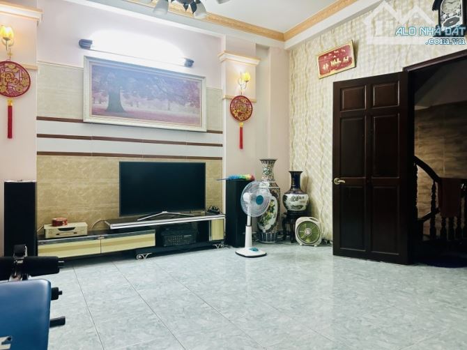 Bán nhà MTKD 100m2 4 tầng giáp Hoàng Minh Đạo phường 5 quận 8 giá 35 tỷ - 4