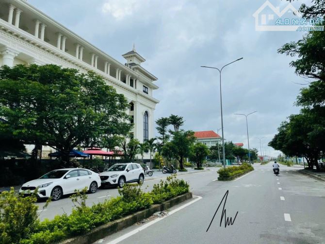 Bán 242m2( ngang 13.5m ) KĐT Đông Nam Thuỷ An cạnh Aeon mall - 5