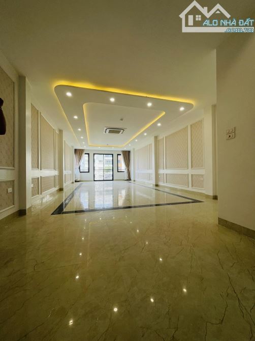 TÒA VP MẶT PHỐ NGUYỄN HOÀNG, 8 TẦNG THÔNG SÀN, VỈA HÈ: DT 80M2 - MT 5M - GIÁ CHỈ 44.68 TỶ - 5