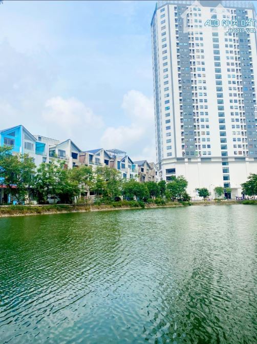 Bán gấp biệt thự FLC Garden city Đại Mỗ . 100M . 5 tầng . 27 tỷ - 2