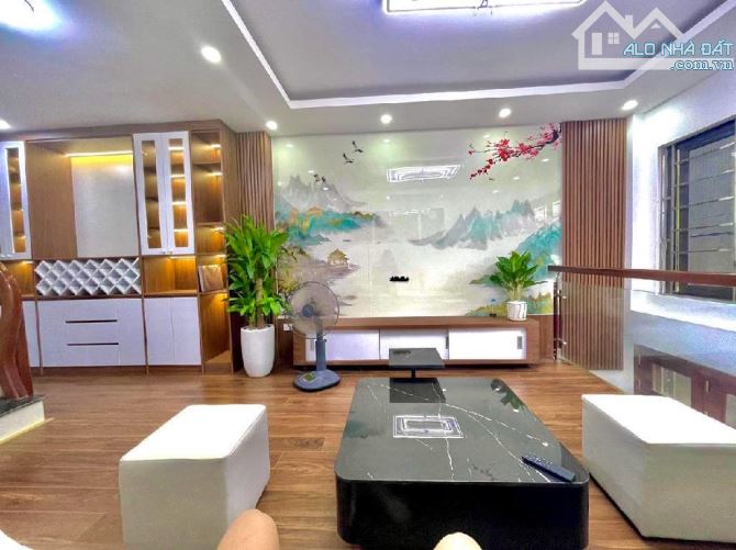 Bán Nhà Đại La – Mới Tinh, Đẹp Tuyệt Vời, 37m² – Giá 5,8 Tỷ