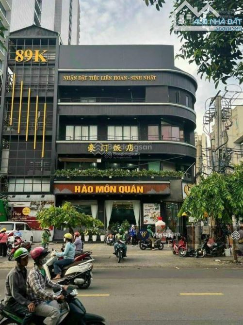 Building MT Nguyễn Chí Thanh, Q. 10 (DT: 9.2 x 34m CN: 318m2) 5 tầng HĐT 270 triệu - 84 tỷ