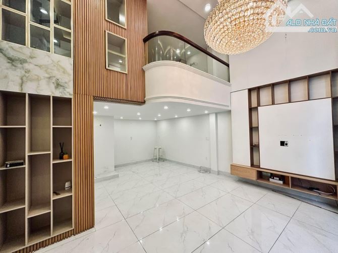 Bán nhà 5 tầng mới siêu đẹp Huỳnh Văn Bánh, Phú Nhuận, HXH tránh 45m2 5x9m giá 9.5 tỷ
