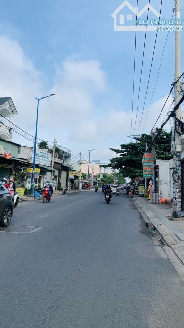 Bán nhà 2 mặt tiền đường Trương Thị Hoa, Gần Metro, 7x32m ( nở hậu 7,6m), giá chỉ 12,8 tỷ