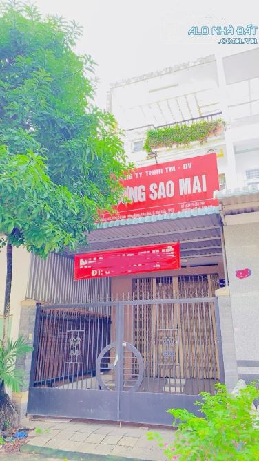 Cho thuê nhà 3 tầng khu Hồng Phát có sân rộng 10 triệu - 10