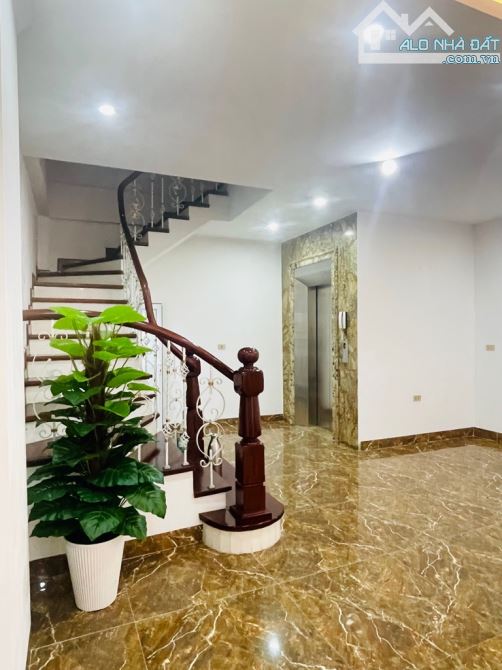 HOÀNG MAI, 8 TẦNG, THANG MÁY, NGÕ THÔNG Ô TÔ TRÁNH, FULL NỘI THẤT, 16TỶ. - 1
