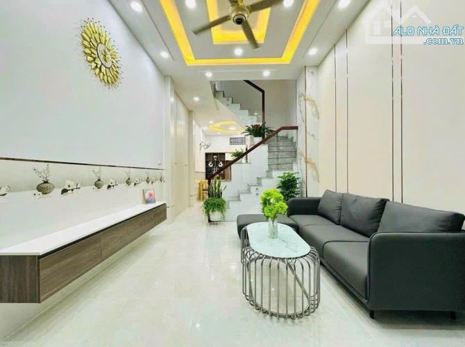 NHÀ MỚI CẦN BÁN GẤP!Đ. Cao lỗ Phường 4 Quận 8,DT:36,2m2/2,450 Tỷ,Hẽm Xe Hơi - 1