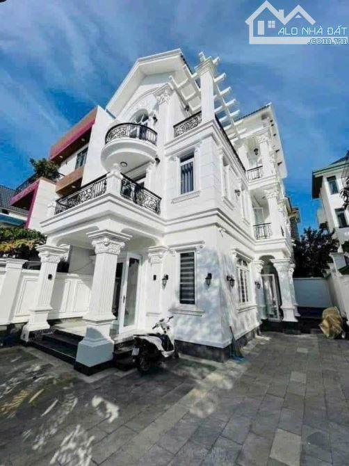 Biệt thự hiện đại 210M2_5PN lớn_ Sân rất rộng_ Mặt tiền Khu Đại An, Gần biển TP Vũng Tàu - 1