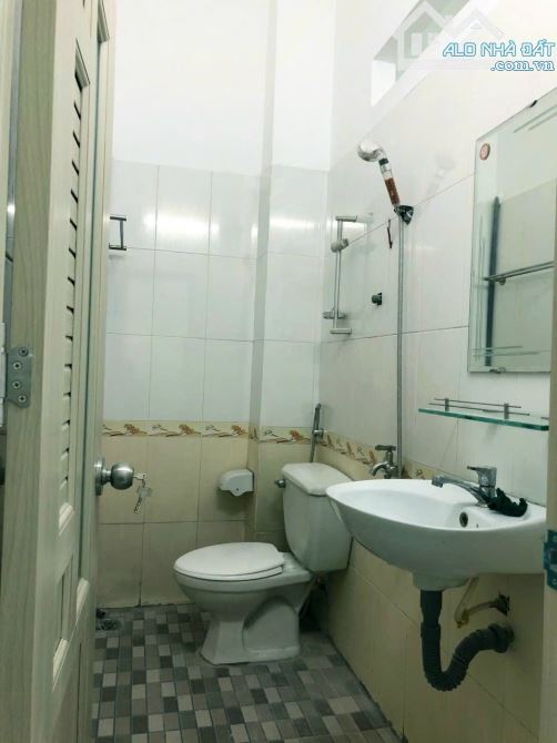 Vỡ nợ bán gấp nhà đường Hoàng Diệu 2 Thủ Đức, 60m2/1TY260 SHR gần ĐH Ngân Hàng - 1