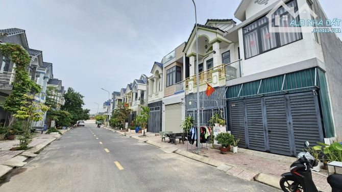 2 tỷ 9 Bán nhà gần ngã tư Miếu Ông Cù, P.Bình Chuẩn, TP.Thuận An - 12