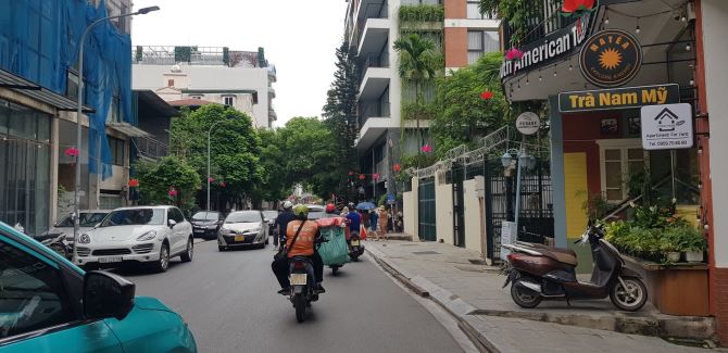 Bán nhà mặt phố Tô Ngoc Vân Tây Hồ 2 thoáng kinh doanh mặt tiền 8m. - 2