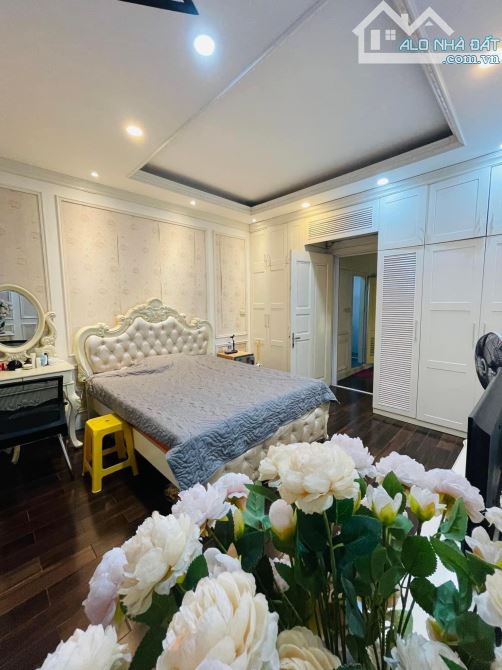 Vip!Thái Hà,vài bước ô tô đỗ,nhà đẹp ở ngay,có thương lượng,62m2*4T. - 2