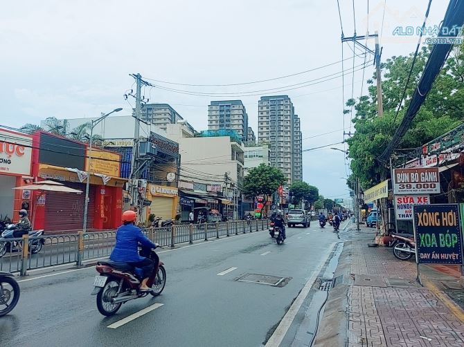 Bán nhà MT Đường Nguyễn Thị Thập quận 7, 118m2 đang có dòng tiền. - 3