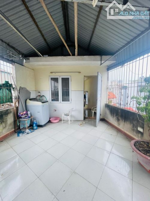 🏡 ĐỊNH CÔNG 33M² - HƠN 3 TỶ 🏡 NHÀ ĐẸP Ở LUÔN - THOÁNG TRƯỚC SAU - ÁNH SÁNG NGẬP TRÀN - T - 3