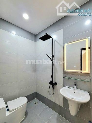 Nhỉnh 10 tỷ!!!  Đường nhựa 8m. Nhà mới 4 Tầng đường Lạc Long Quân_52m2 CN đủ - 3