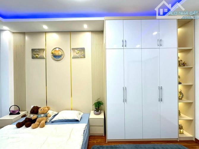 Bán nhà đẹp đường Láng, 30m2, 5 tầng, ô tô tránh, 8.2 tỷ - 3