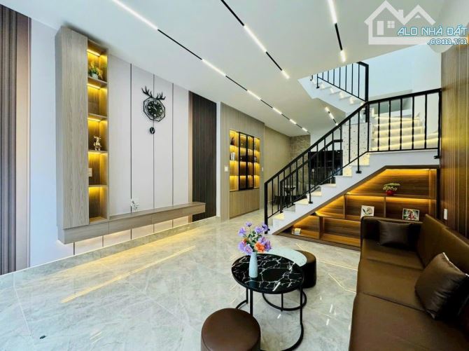 Nhà đẹp Lê Quang Định Phường 5 Bình Thạnh có 3 phòng ngủ! 50m² - 2 Tỷ 750. Sổ riêng chính - 4