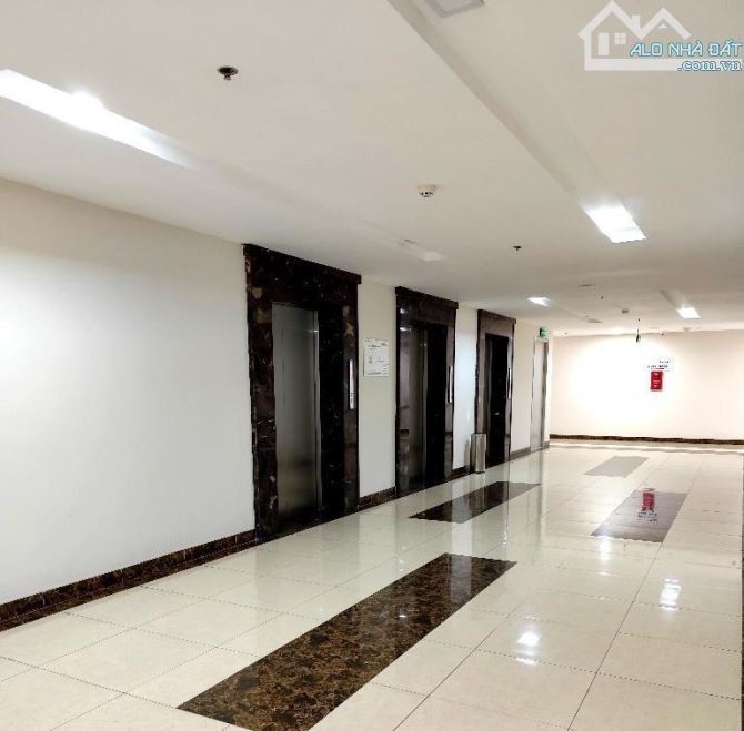 BÁN CĂN HỘ PHỐ HỒ TÙNG MẬU: 70M2, 2 NGỦ, LỐT Ô TÔ, SỔ ĐỎ CC, CHỈ 3.78 TỶ - 4