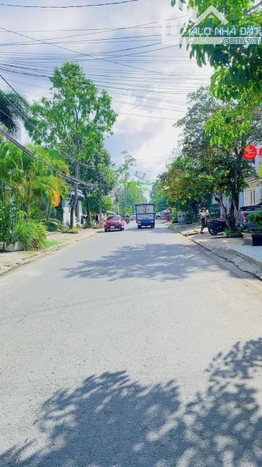 Cho thuê nhà 3 tầng khu Hồng Phát có sân rộng 10 triệu - 4