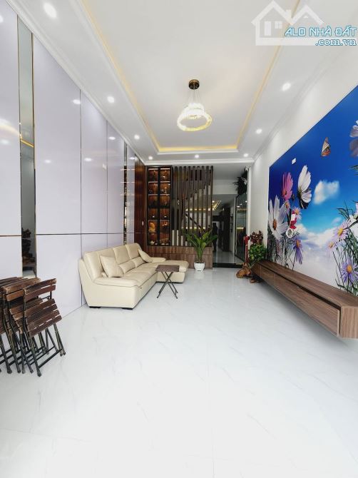 ( RẺ ĐẸP ) Nhà Mặt Tiền Đường Trần Phú , 68m2 , 3 Tầng , Cách Biển Xuân Diệu 500m , 9,9 Tỷ - 5