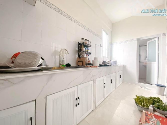 Hiếm có chung cư 80m2 3pn 2wc Ngô Quyền Q.5 có sổ giá chỉ 2 tỷ 750 - 6