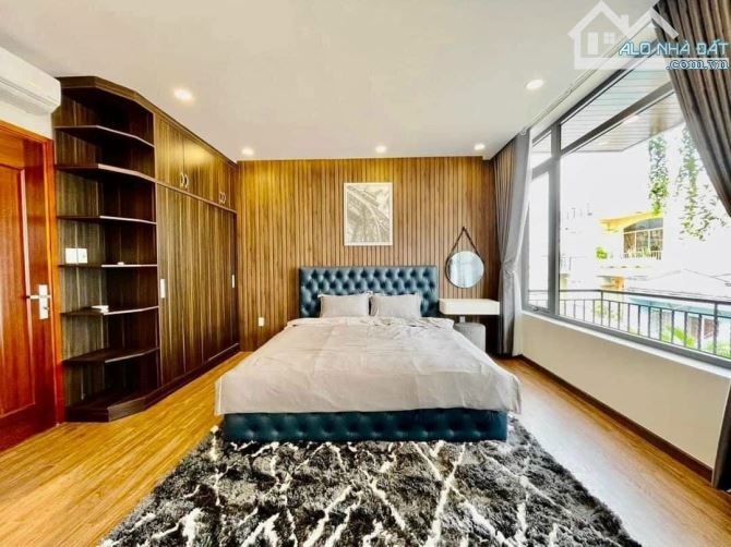 Tôi cần bán gấp căn 70m2 đường số 6, Thủ Đức. Có sổ sẵn, đường 6m. Bán nhanh giá 5,9 tỷ - 7